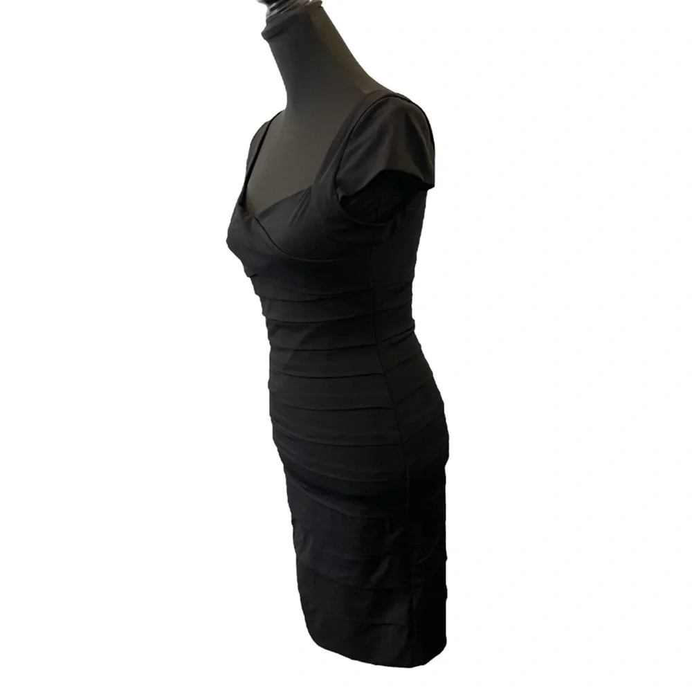 WHBM Black Cap Sleeve Sweetheart Neck Layered Bodycon Mini Dress (4) - Picture 6 of 13